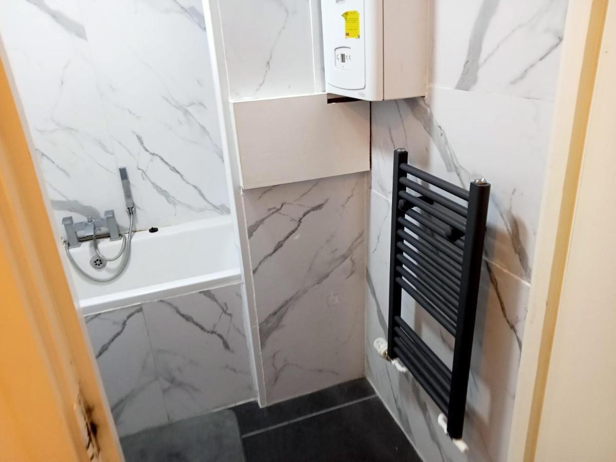 Studio Apartment In London, Bethnal Green Eksteriør bilde