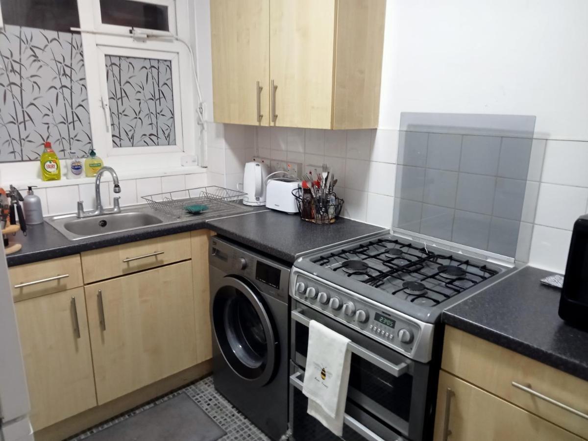 Studio Apartment In London, Bethnal Green Eksteriør bilde