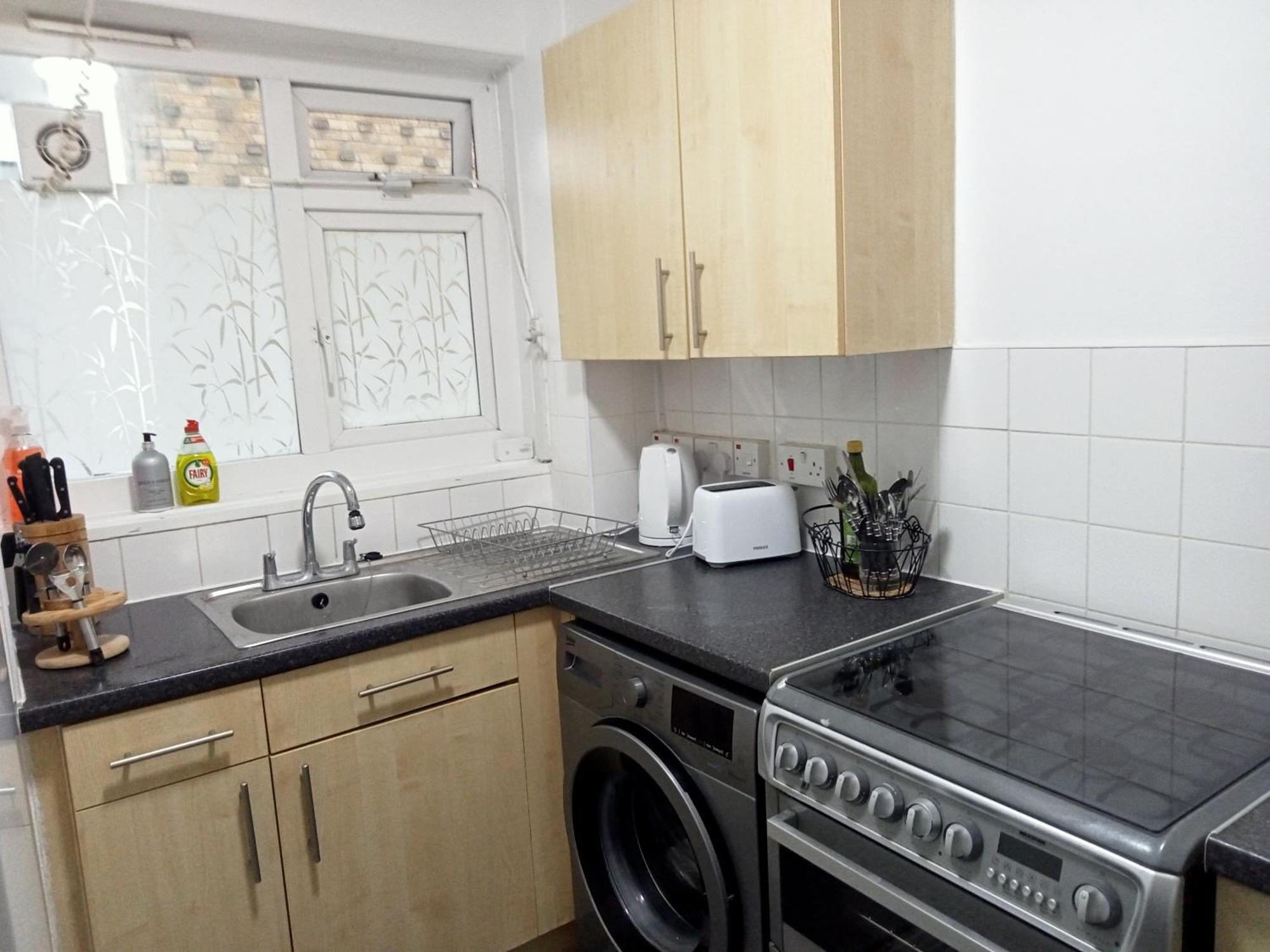 Studio Apartment In London, Bethnal Green Eksteriør bilde