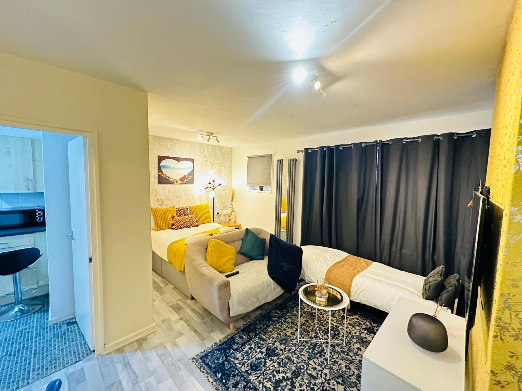 Studio Apartment In London, Bethnal Green Eksteriør bilde